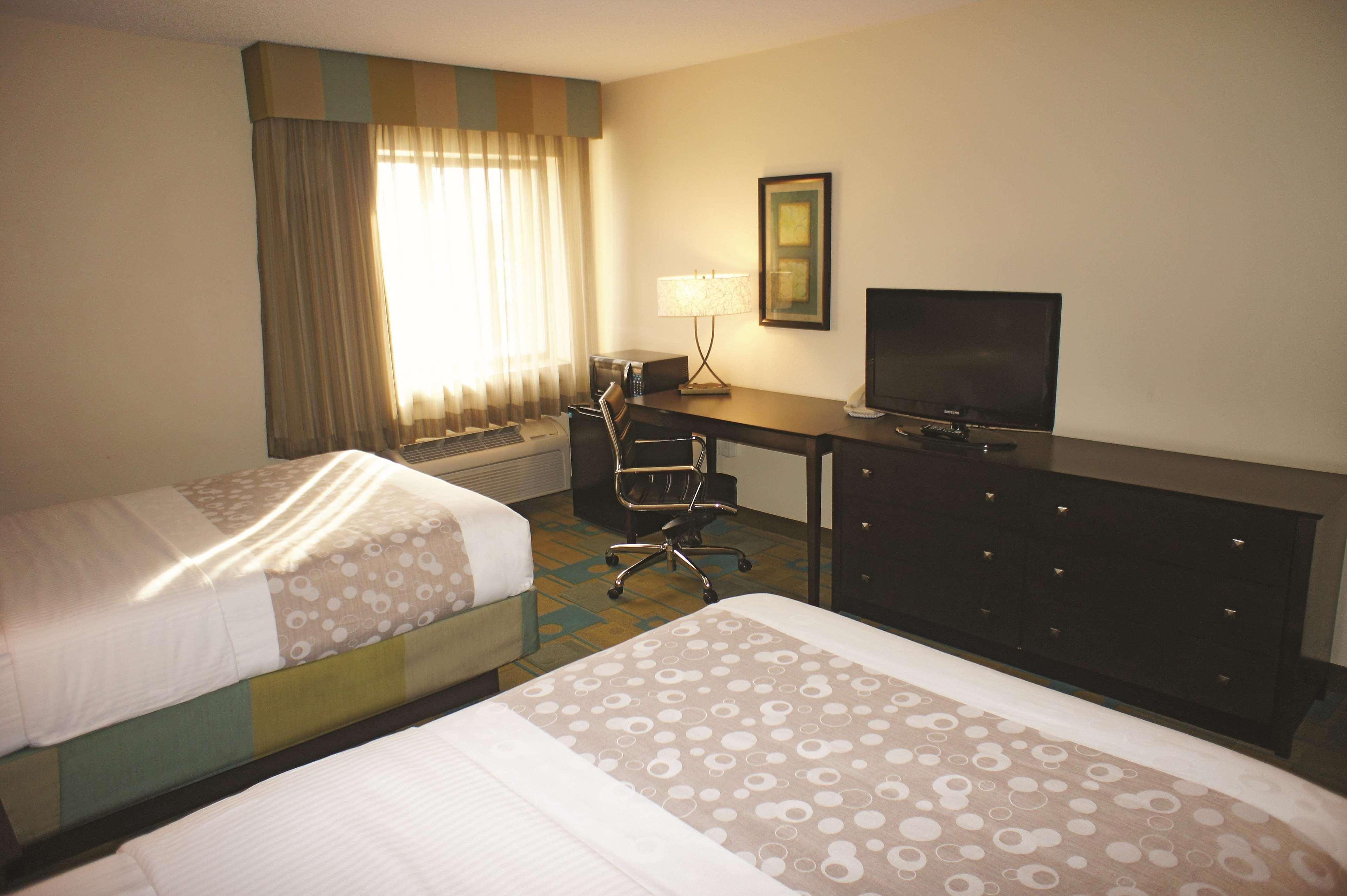 La Quinta By Wyndham Plattsburgh Hotel Eksteriør billede